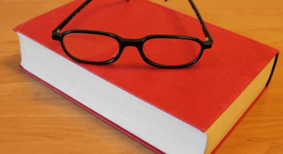 刑事訴訟案件什么情況下可以拒絕辯護